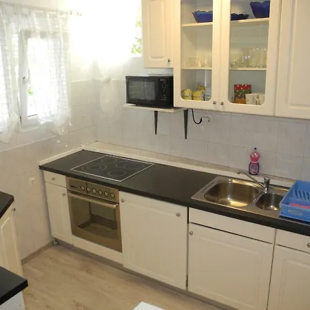 Josko Dole Ground Floor With Terrace Apartament