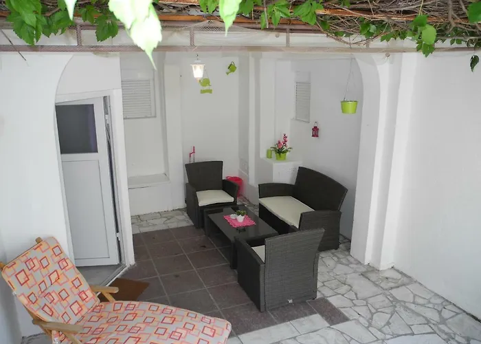 Josko Dole Ground Floor With Terrace * Crikvenica